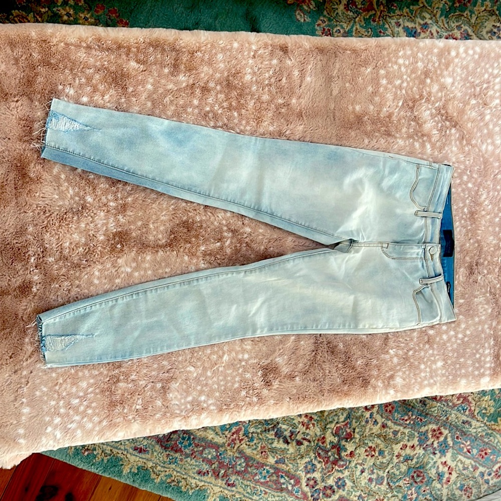 Kendall & Kylie The Ultimate Babe denim jeans.